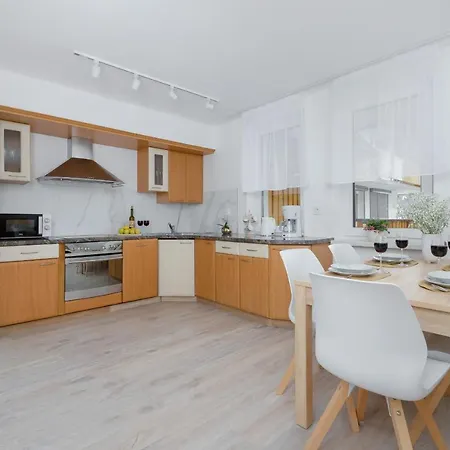 Droga Na Bystre By Renters